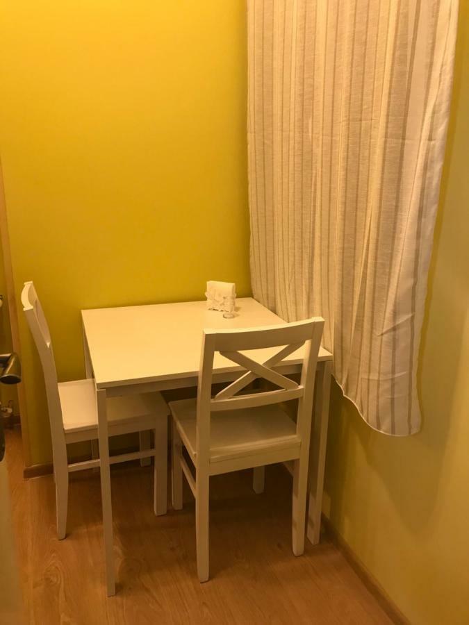 Iveria Aparthotel Тбілісі Екстер'єр фото
